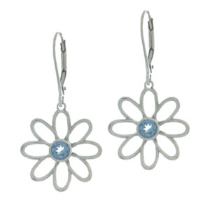 These sweet 14k white gold daisy earrings feature a blue topaz center stone. The daisies are approximately 5/8″ in diameter. Call for pricing (#210-1515)