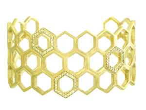 This beautiful 14k yellow gold honeycomb cuff bracelet is set with 0.75 ctw round brilliant diamonds. Call for pricing (#170-0211)